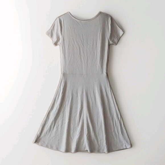 FOREVER 21 Womens Small Cream Wrap Dress A Line Cap Sleeve V Neck Fitted Beach - Picture 2 of 12